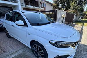 Fiat Tipo Lounge 1.4 benzina 5 porte anno 2016