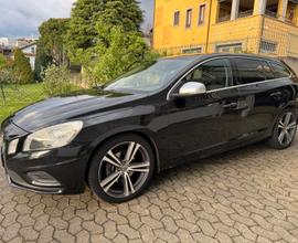 Volvo V60 D3 Geartronic R-design Kinetic
