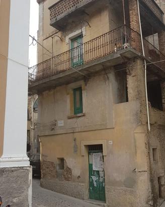 Solo 500 nel di Borgo Guardavalle superiore CZ