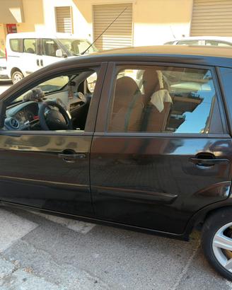 Ford fiesta 1400 turbo diesel