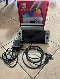 Nintendo Switch Oled Bianca
