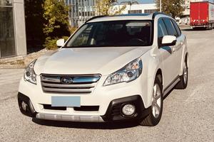SUBARU Outback 2.5i CVT Bi-Fuel Exclusive