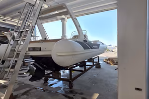 Gommone master 780 efb