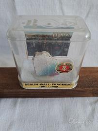 Frammento muro di Berlino