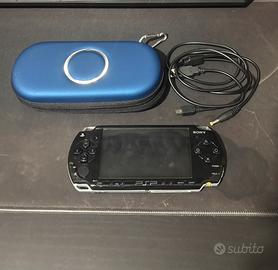 PSP Slim 2004 con Custodia