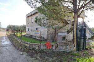 Casa in campagna vicino a Lido Azzurro RIBASSATO