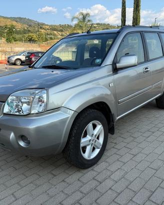 Nissan X-Trail 2.2 dCi Elegance