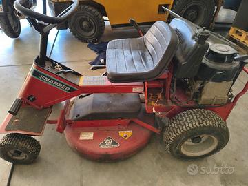 trattorino tosaerba snapper E28
