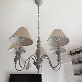 lampadario+ 2 applique 