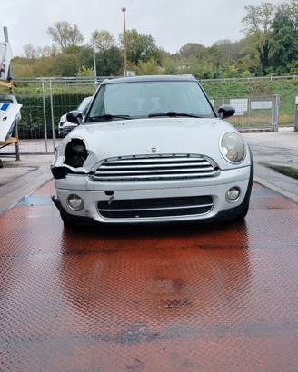 RICAMBI USATI PER MINI COOPER CLUBMAN