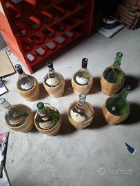 Fiaschi impagliati vintage