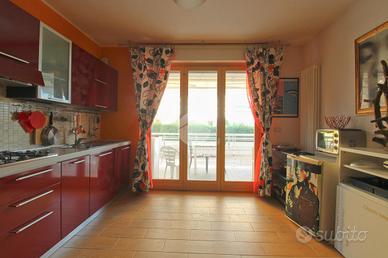 3 LOCALI A ROSETO DEGLI ABRUZZI