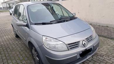 Renault Megane Scenic