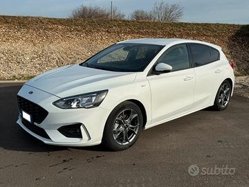 Ricambi ford focus st line 2020