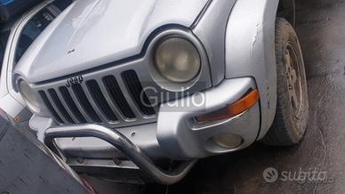 Jeep 2007 3 porte ricambi 4x4