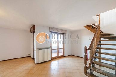 Appartamento di 129 m² con 4 locali a Sorisole