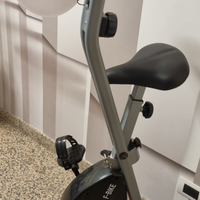 Cyclette pieghevole