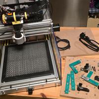 Fresa cnc da banco 3030 con laser e protezioni