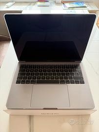 Macbook pro 13”