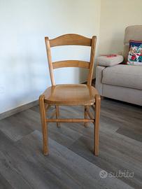 Sedie in legno massello