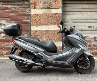 Kymco X-Town X Town 300 Scooter GMoto Cosenza