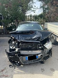 Audi A1 incidentata