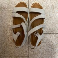 Sandali chic e confortevoli