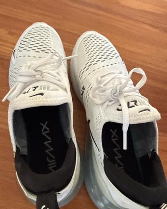 Nike Air 270