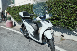 Honda Sh125i Bianco opaco