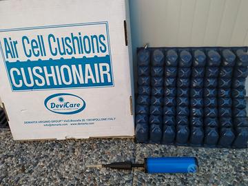 CUSCINO ANTIDECUBITO A BOLLE D’ARIA