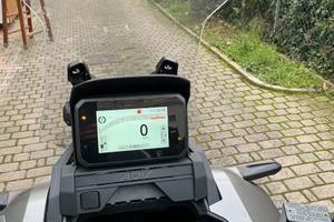 Honda ADV 350 del 2025