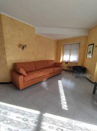 Appartamento di 100 m² con 4 locali a Sestri Levan