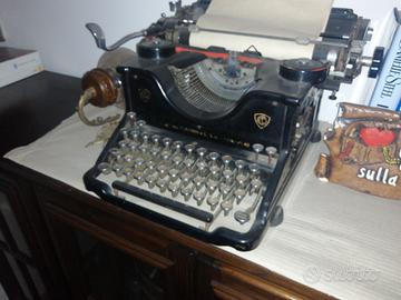Olivetti M40 macchina da scrivere
