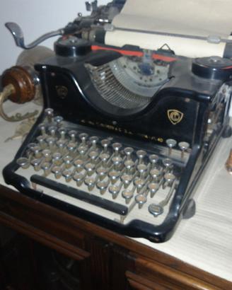 Olivetti M40 macchina da scrivere