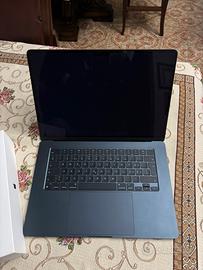 MACBOOK AIR 15”