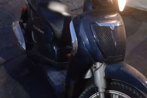 Scarabeo 200