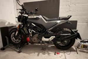 HUSQVARNA 401 SVARTPILEN SOLO 5430KM