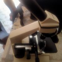 microscopio Bresser Biolux 