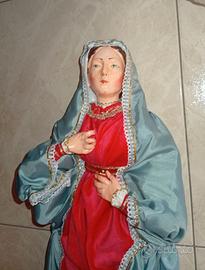 Statua di Madonna -restaurata ,con abiti pregiati