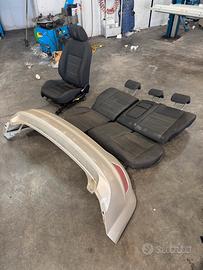 Sedili e paraurti ford focus