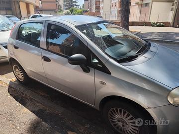 auto fiat grande punto a metano