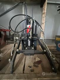 Sollevatore anteriore