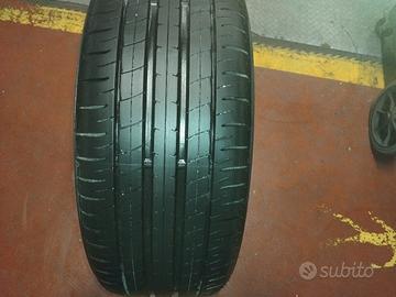 4 gomme Dunlop.