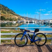 Pinarello F5 full carbon 