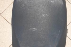 Sella aprilia leonardo 125/150 anno 1999/2002 usat