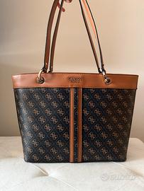 Borsa Guess Noelle Tote Monogram - Marrone/Cuoio