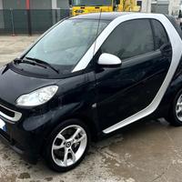 Smart ForTwo 1000 52 kW MHD coupé passion