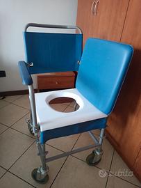 SEDIA SANITARIA COMODA