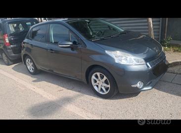 Peugeot 208 1,4 diesel 