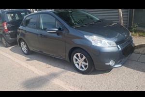 Peugeot 208 1,4 diesel 